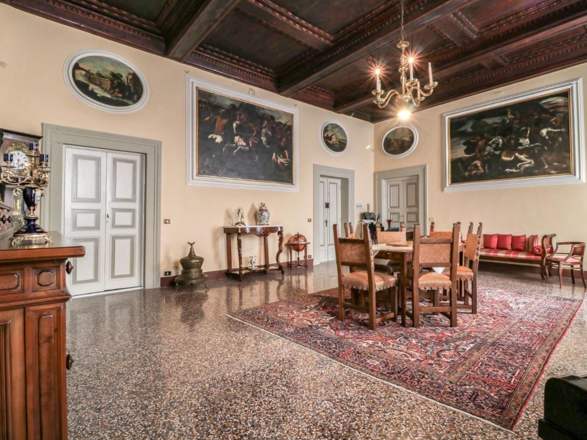 Apartment Palazzo Cittadella By Interhome ルッカ エクステリア 写真